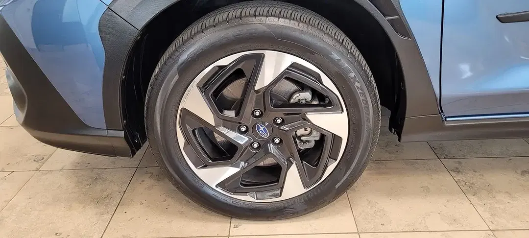 Subaru Crosstrek - Thumbnail 26