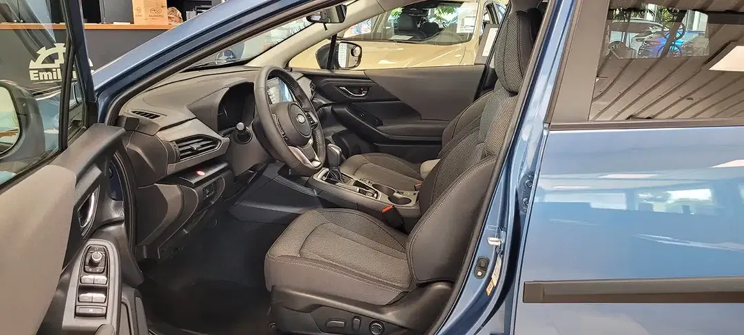 Subaru Crosstrek - Thumbnail 9
