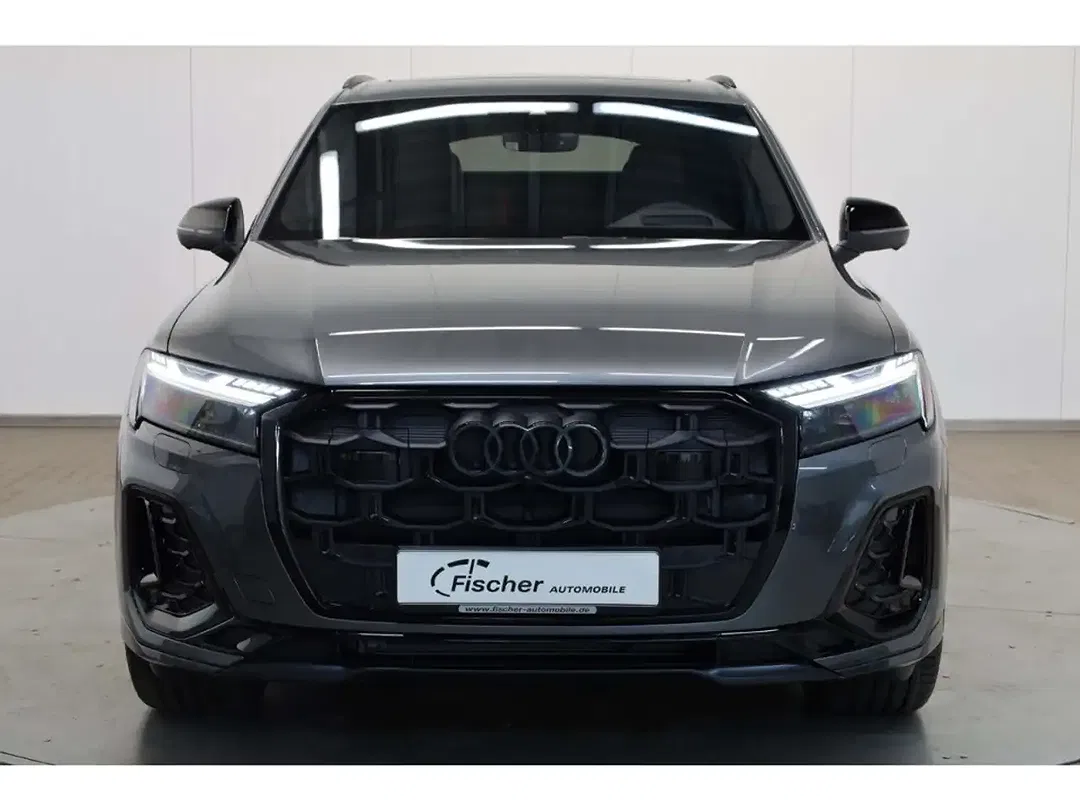 Audi Q7 - Thumbnail 2