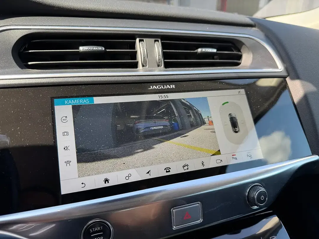 Jaguar I-Pace - Thumbnail 10