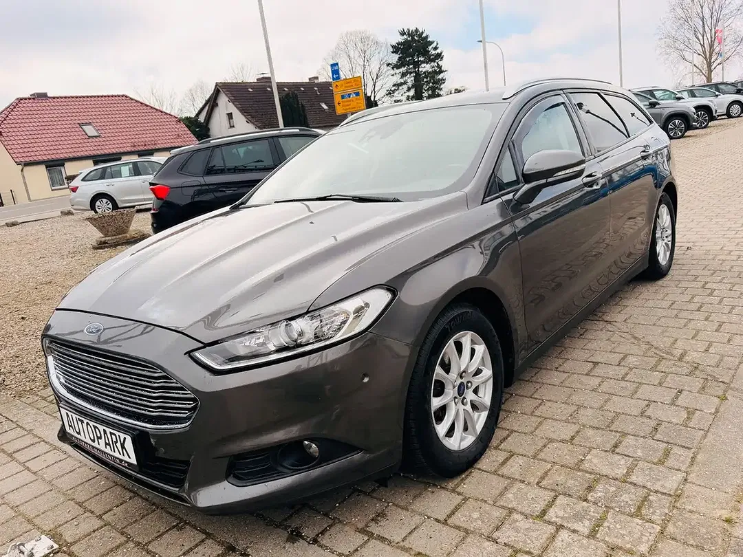 Ford Mondeo - Thumbnail 3