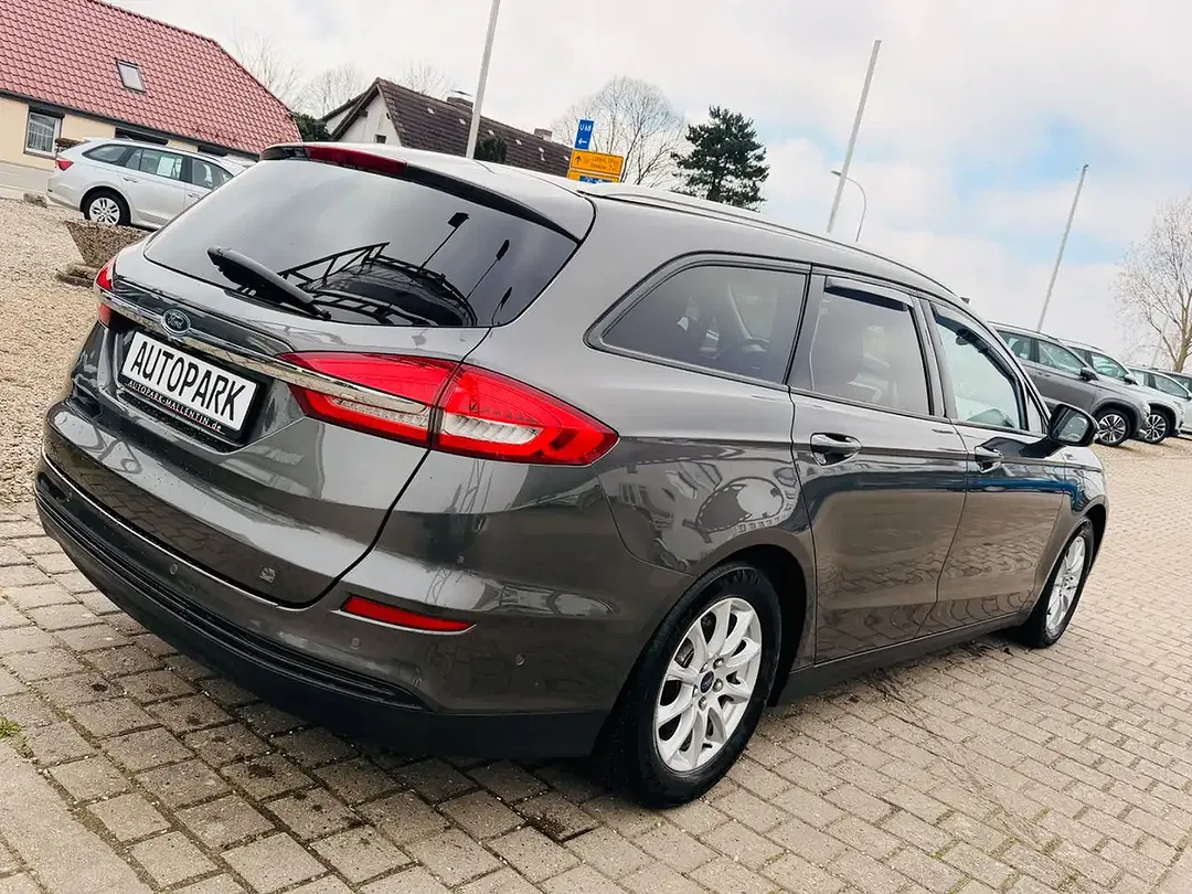 Ford Mondeo - Thumbnail 6