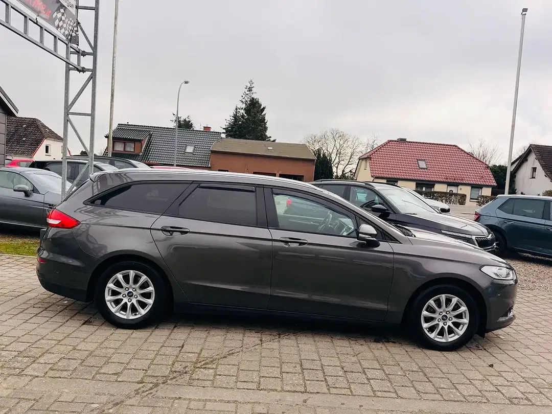 Ford Mondeo - Thumbnail 7