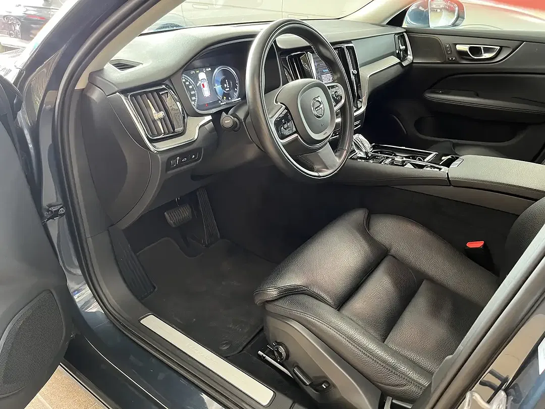 Volvo V60 - Thumbnail 14