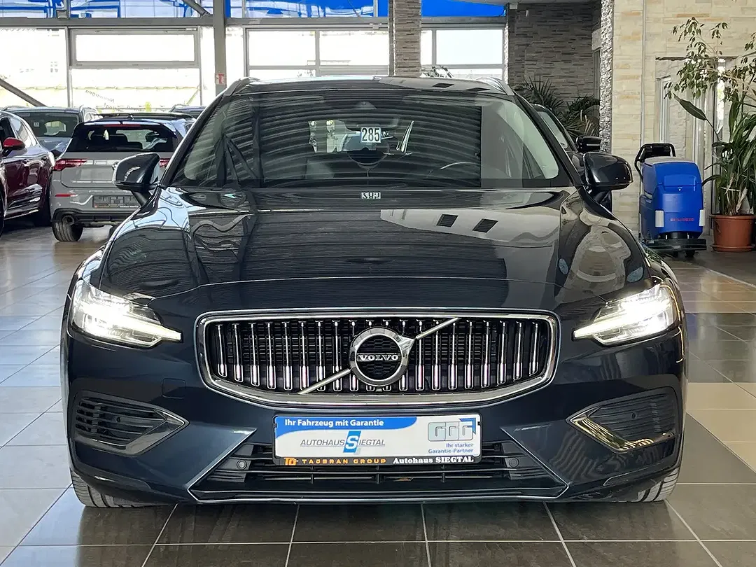 Volvo V60 - Thumbnail 2
