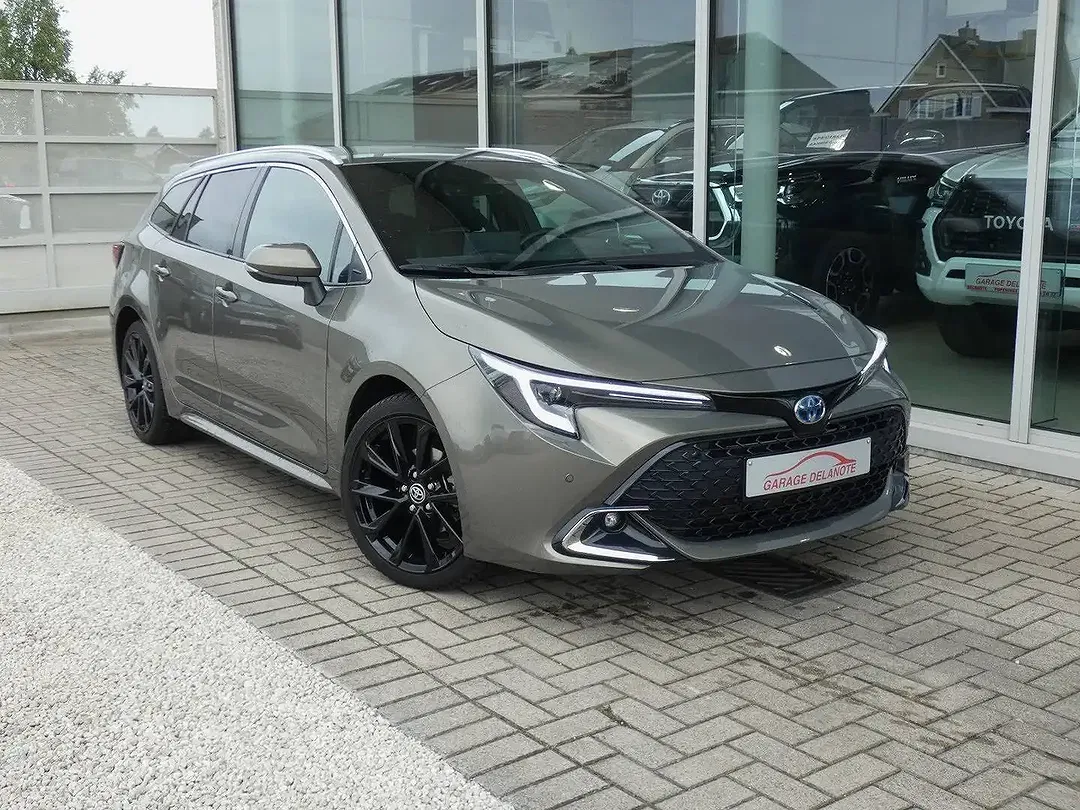 Toyota Corolla - Thumbnail 2