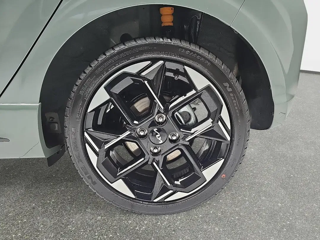 Kia Picanto - Thumbnail 6