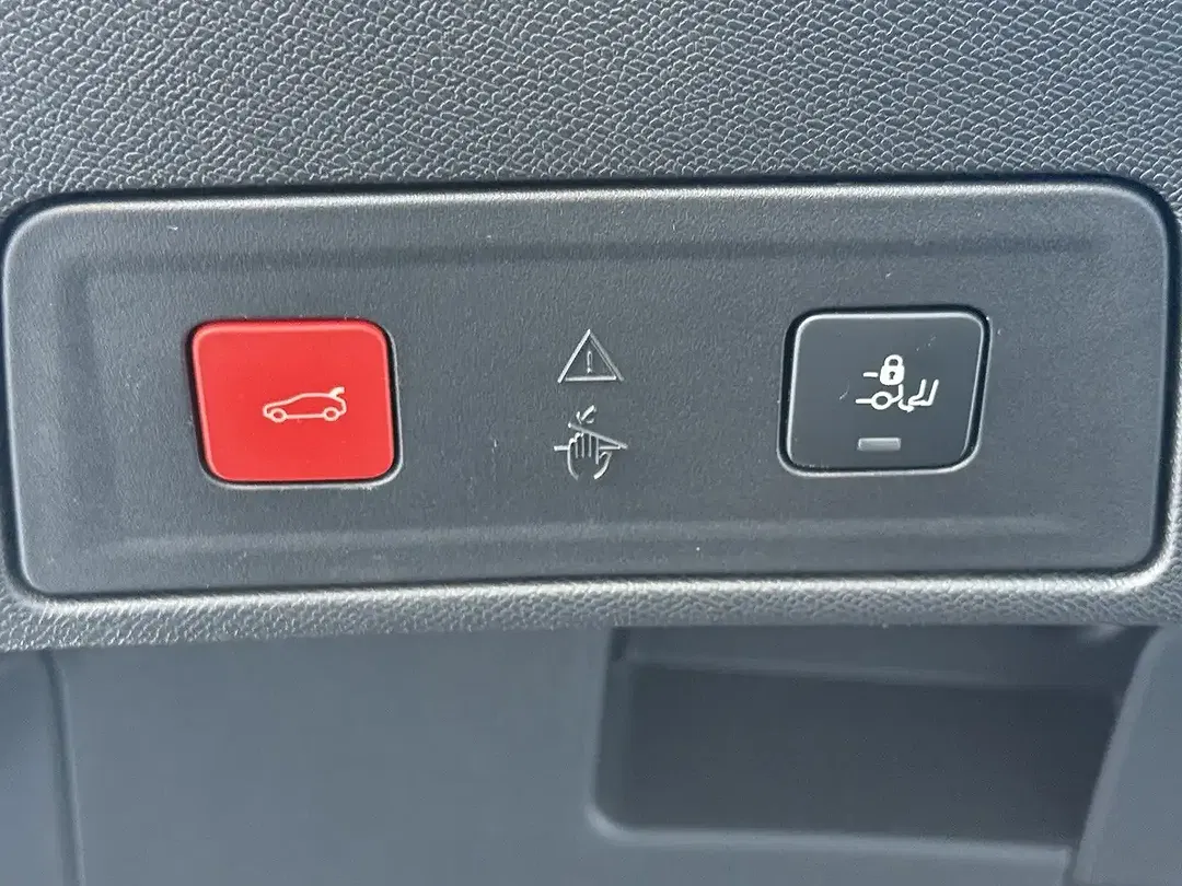 Peugeot 508 - Thumbnail 25
