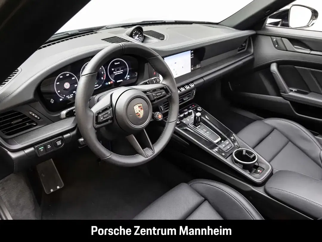 Porsche 992 - Thumbnail 4