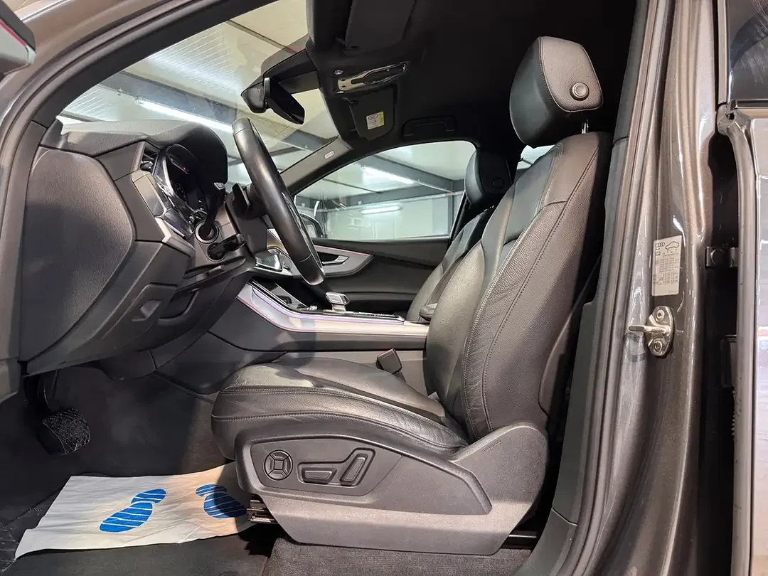 Audi Q7 - Thumbnail 8