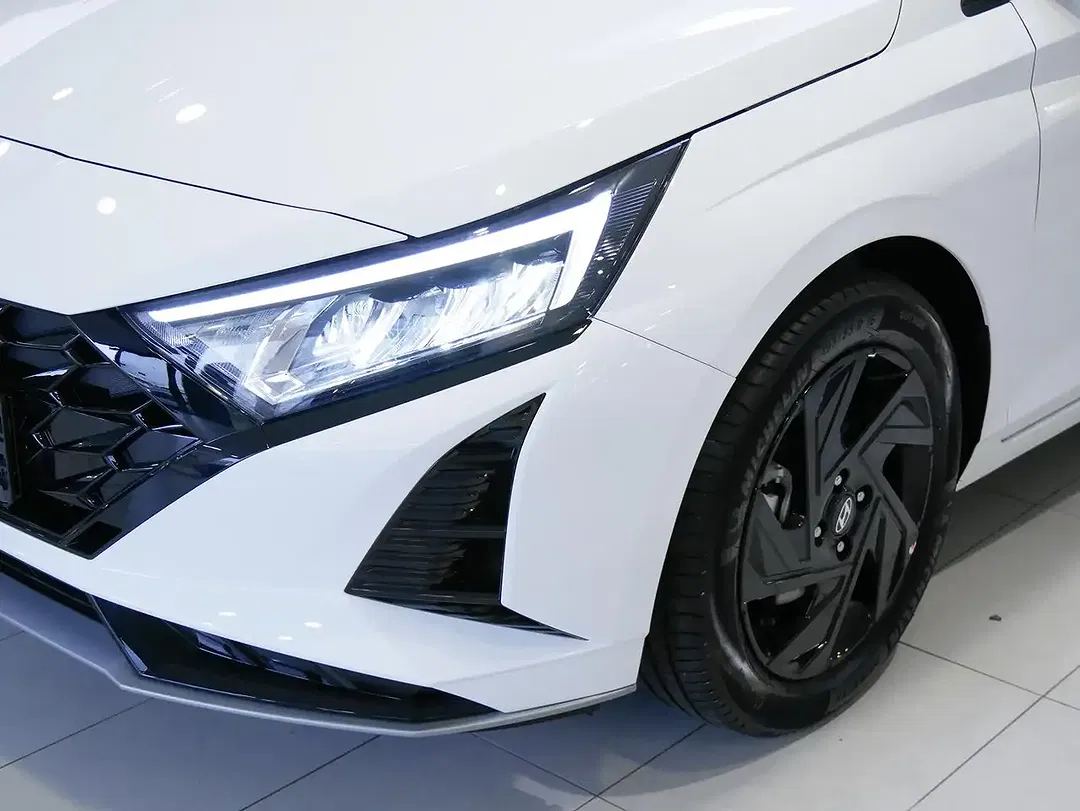 Hyundai i20 - Thumbnail 13