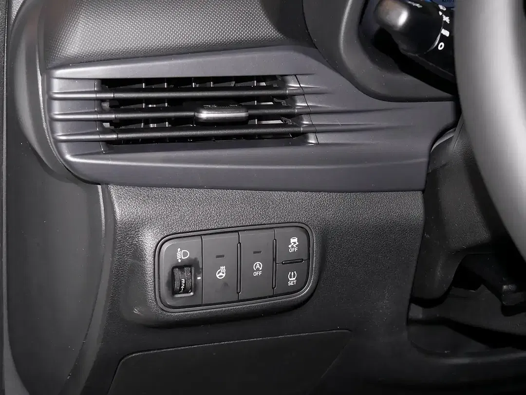 Hyundai i20 - Thumbnail 15
