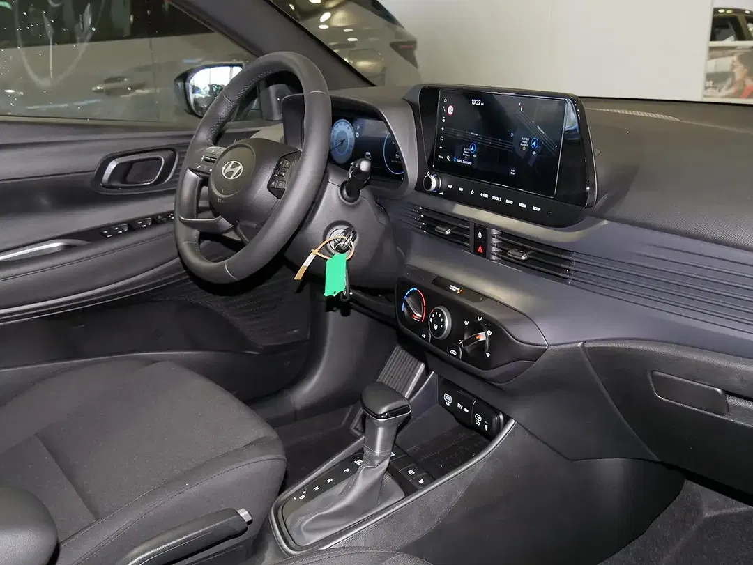 Hyundai i20 - Thumbnail 3