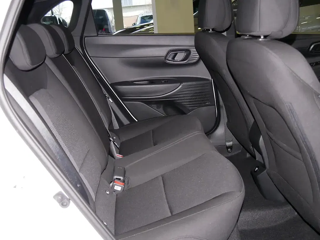Hyundai i20 - Thumbnail 8