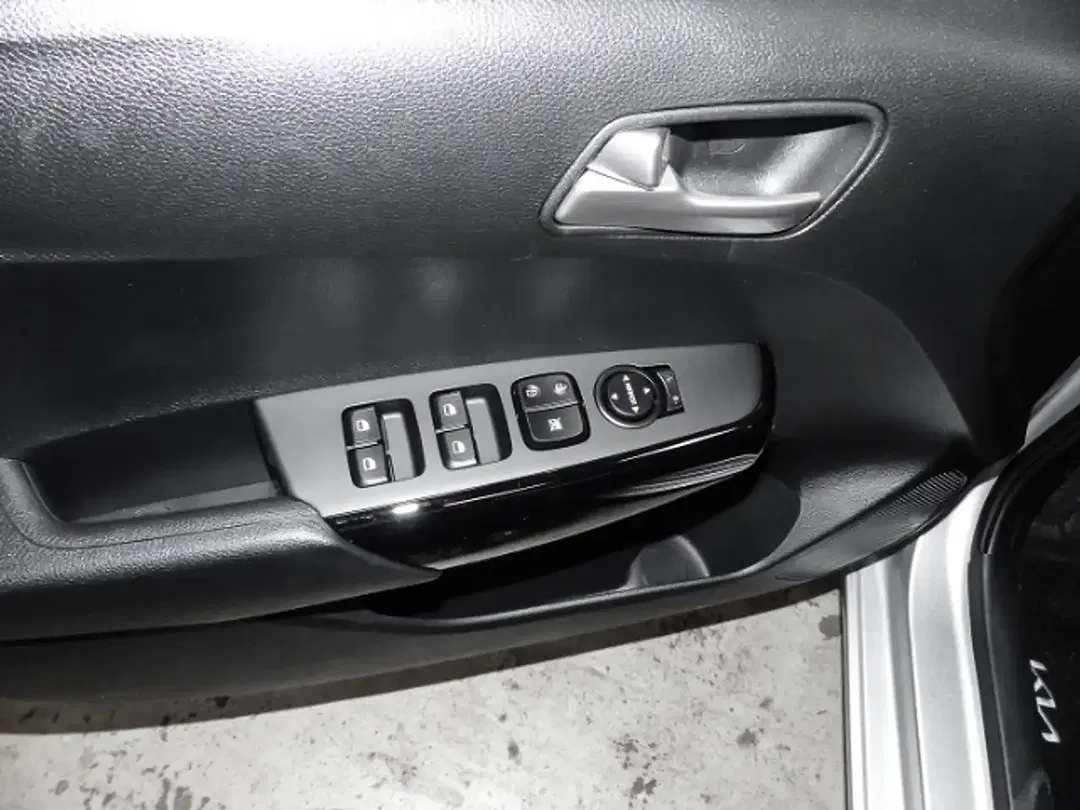 Kia Picanto - Thumbnail 13
