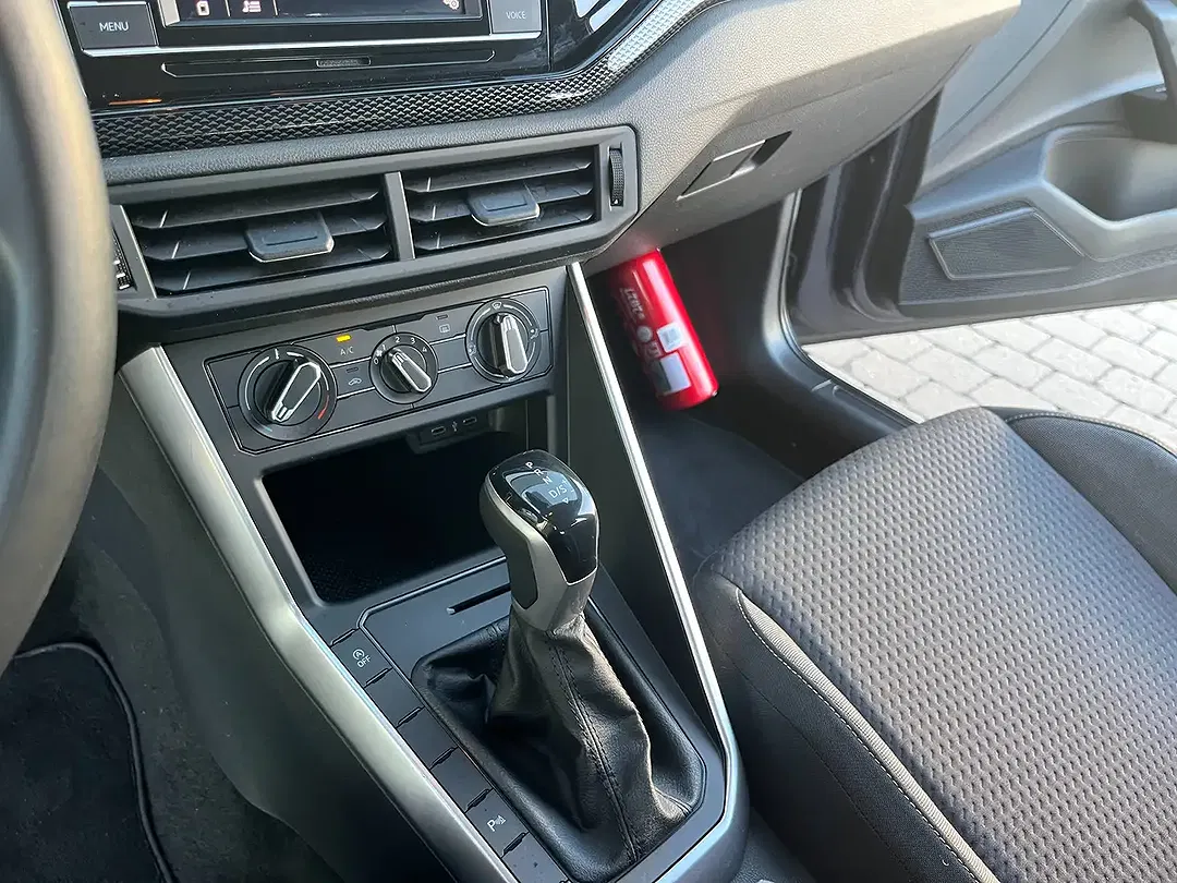 Volkswagen Polo - Thumbnail 12