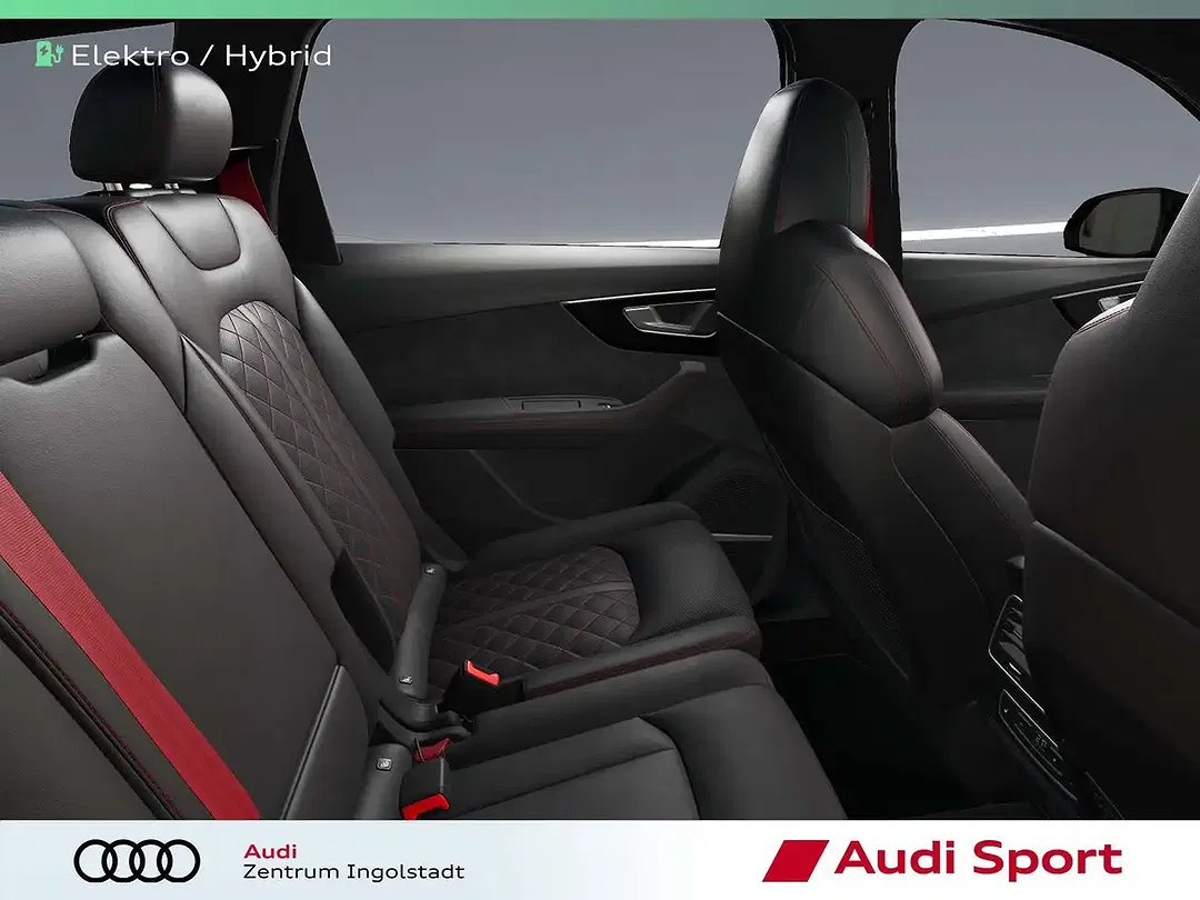 Audi Q7 - Thumbnail 11