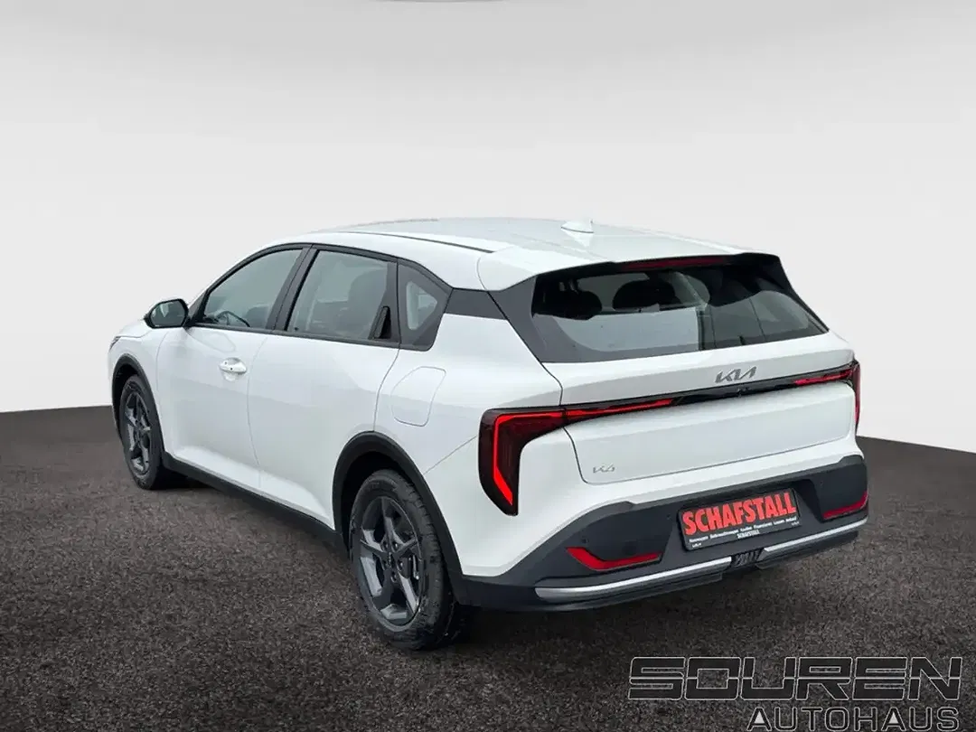 Kia K4 - Thumbnail 3