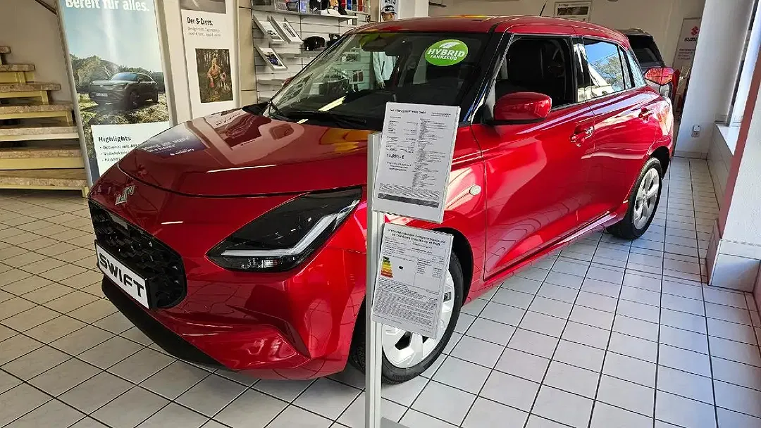 Suzuki Swift - Thumbnail 5