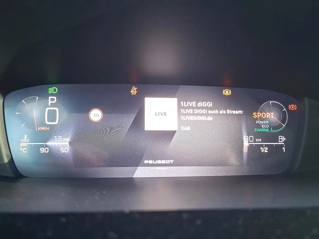 Peugeot 308 - Thumbnail 10
