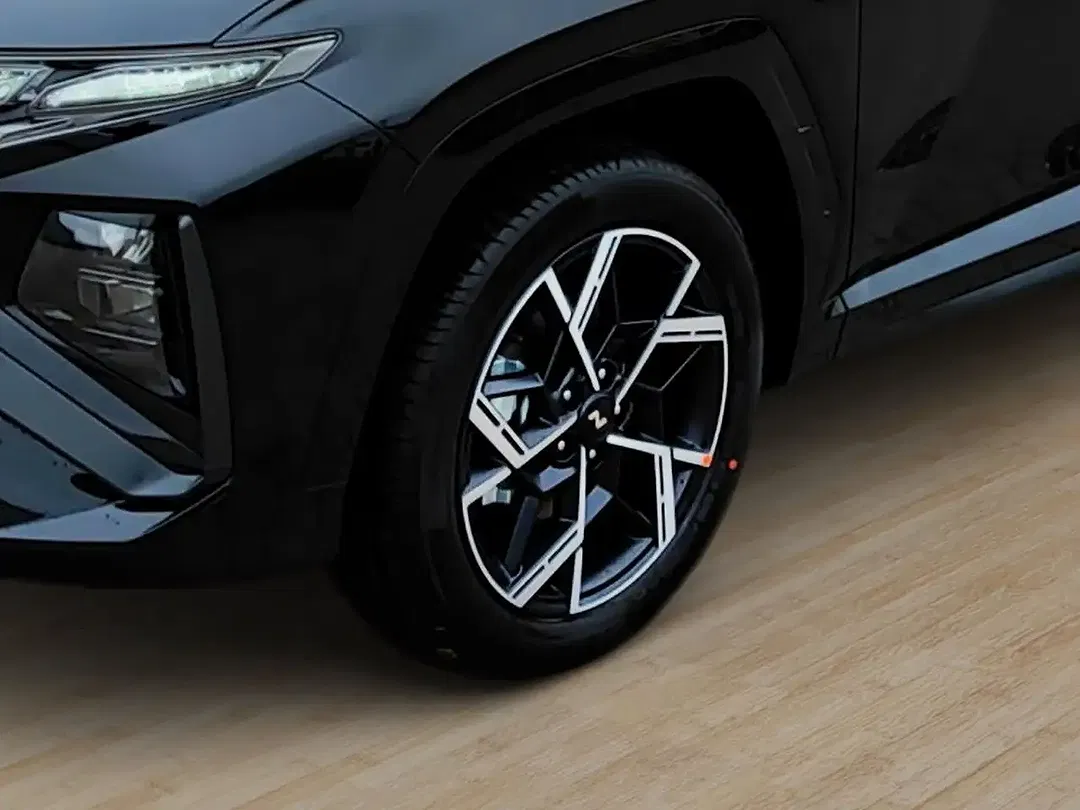 Hyundai TUCSON - Thumbnail 6