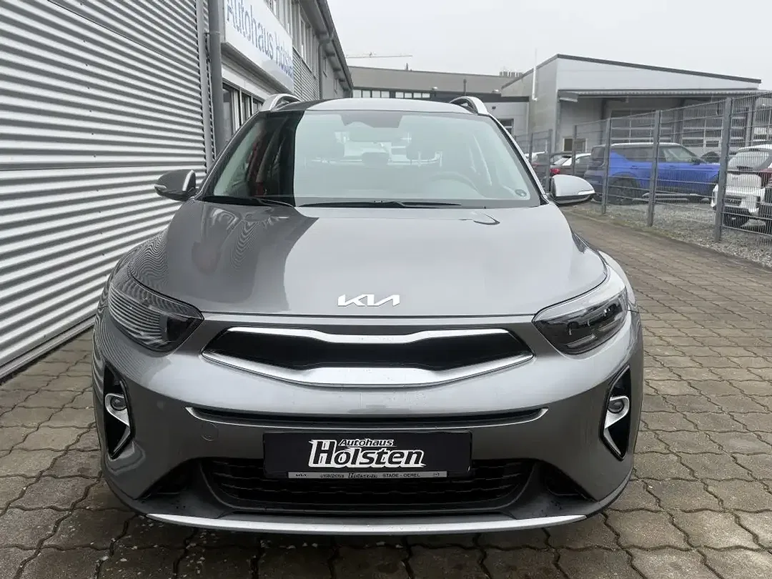 Kia Stonic - Thumbnail 2