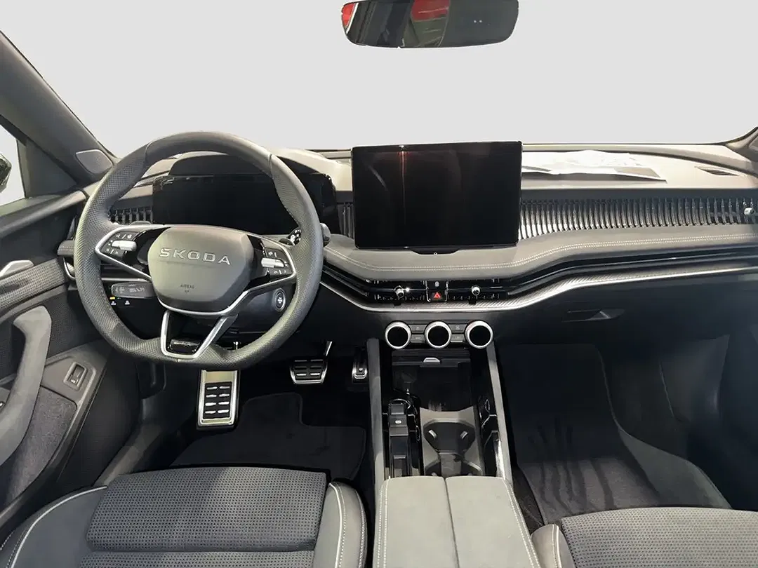 Skoda Superb - Thumbnail 14