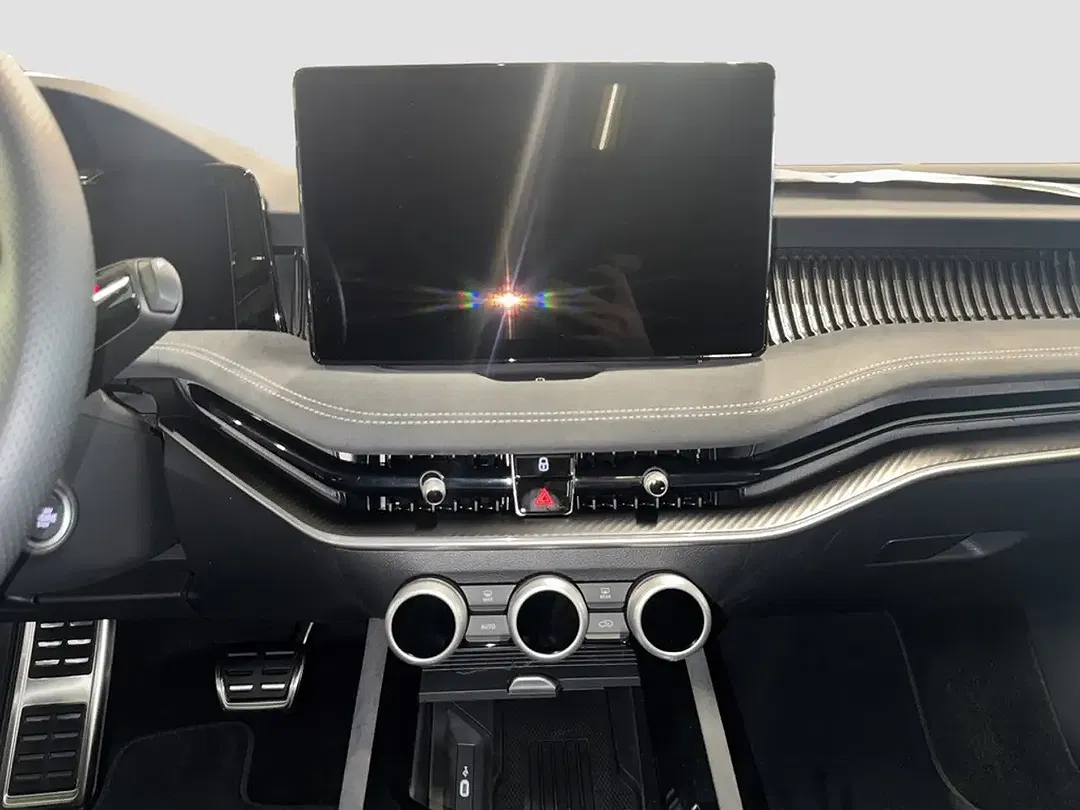 Skoda Superb - Thumbnail 15