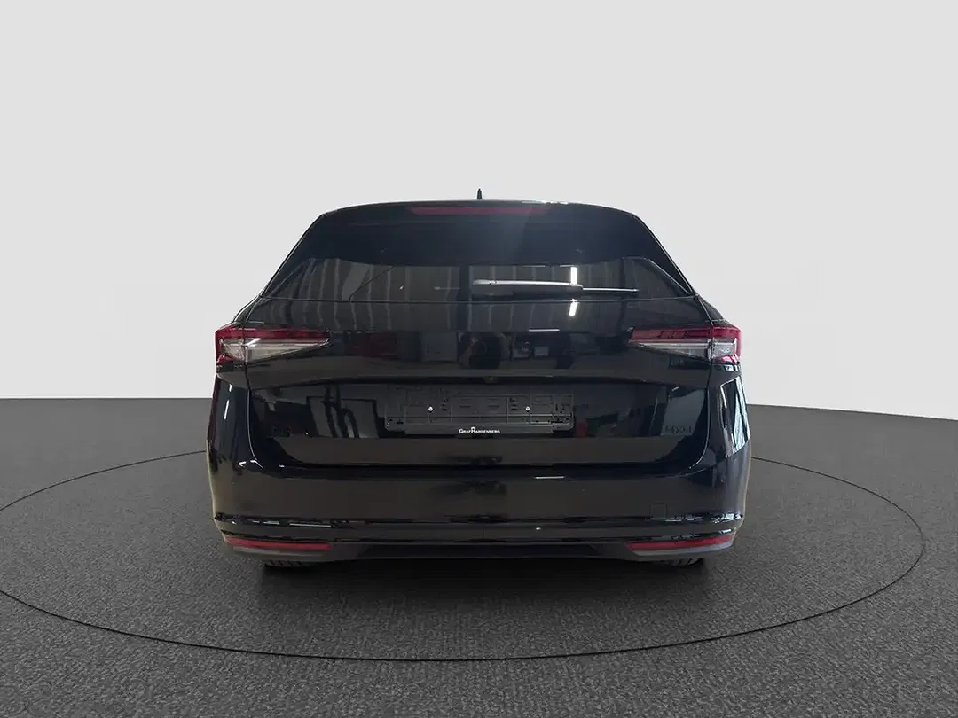 Skoda Superb - Thumbnail 5