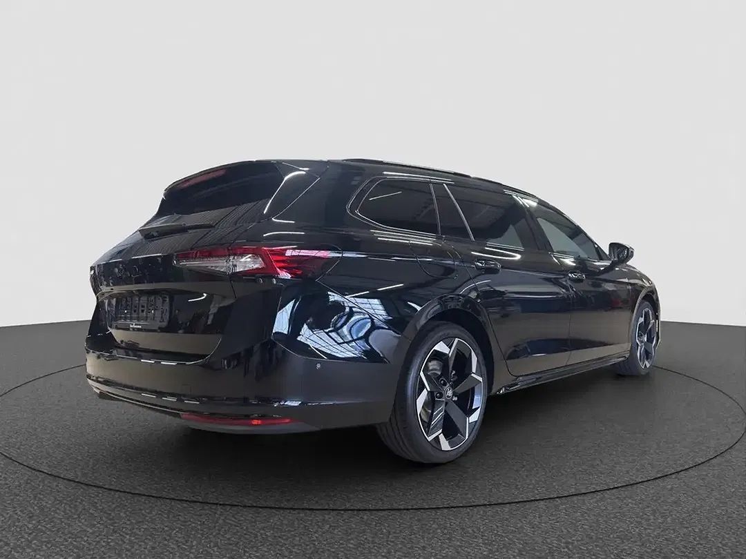 Skoda Superb - Thumbnail 6