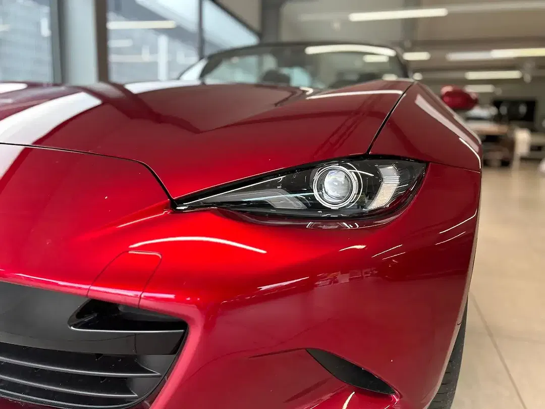 Mazda MX-5 - Thumbnail 5