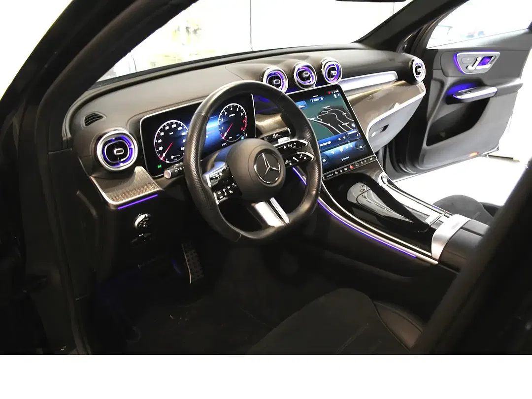 Mercedes-Benz GLC 200 - Thumbnail 2