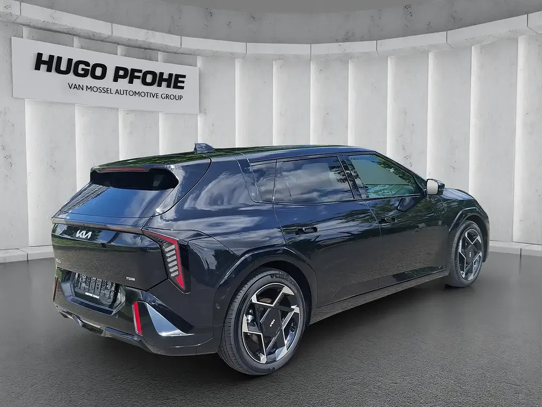 Kia EV4 - Thumbnail 5