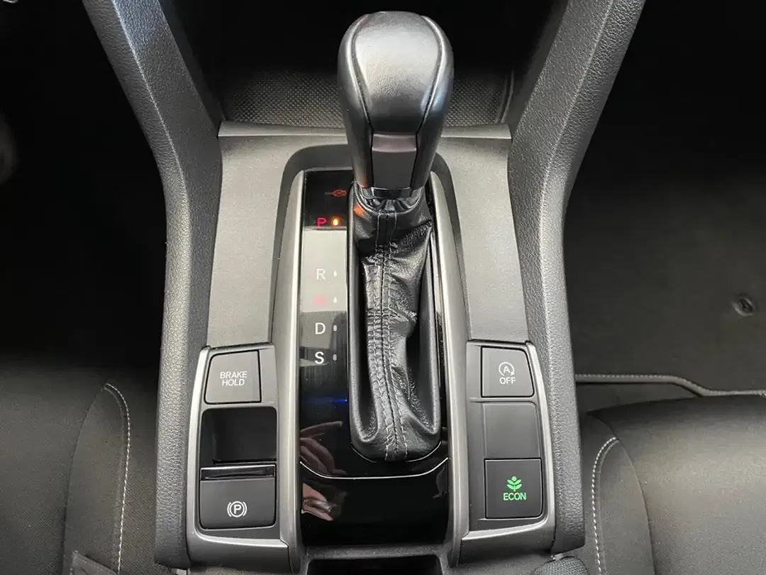 Honda Civic - Thumbnail 16