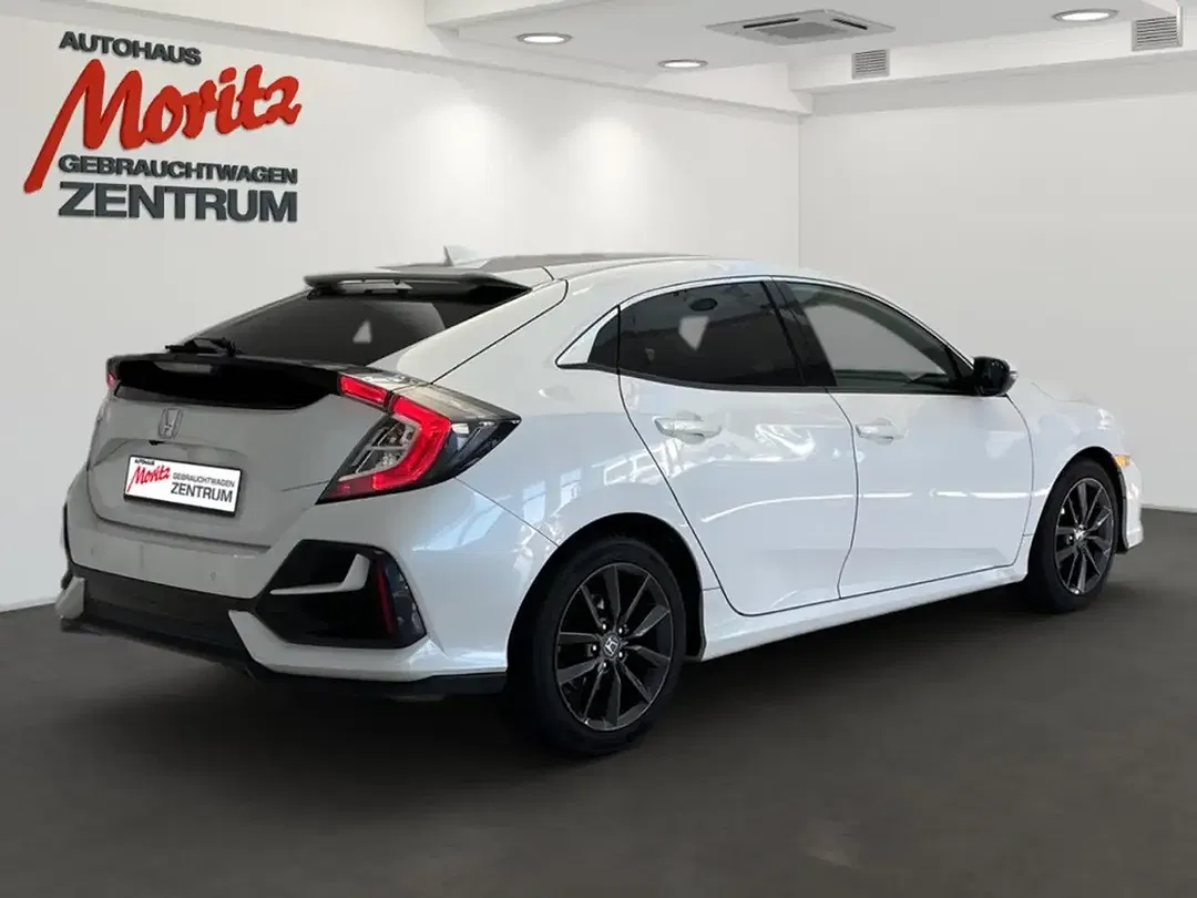 Honda Civic - Thumbnail 3