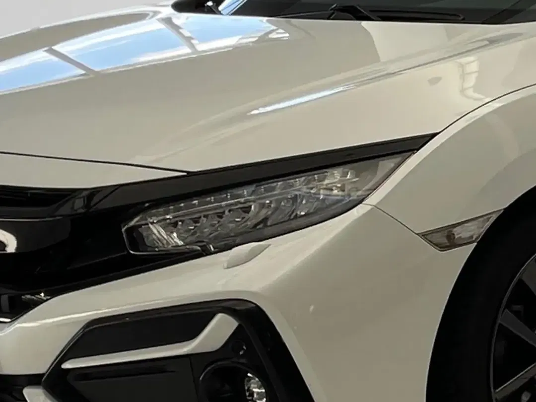 Honda Civic - Thumbnail 5