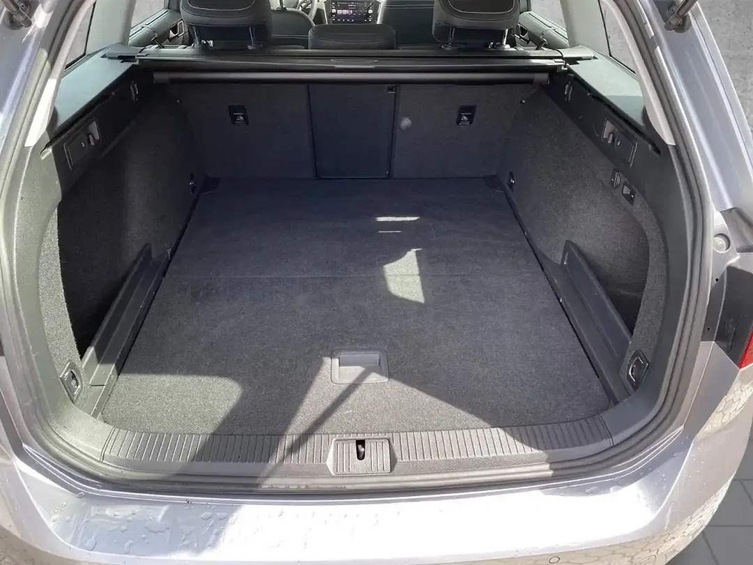 Volkswagen Passat Variant - Thumbnail 14