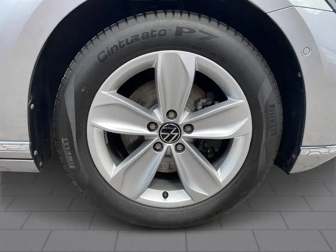 Volkswagen Passat Variant - Thumbnail 6