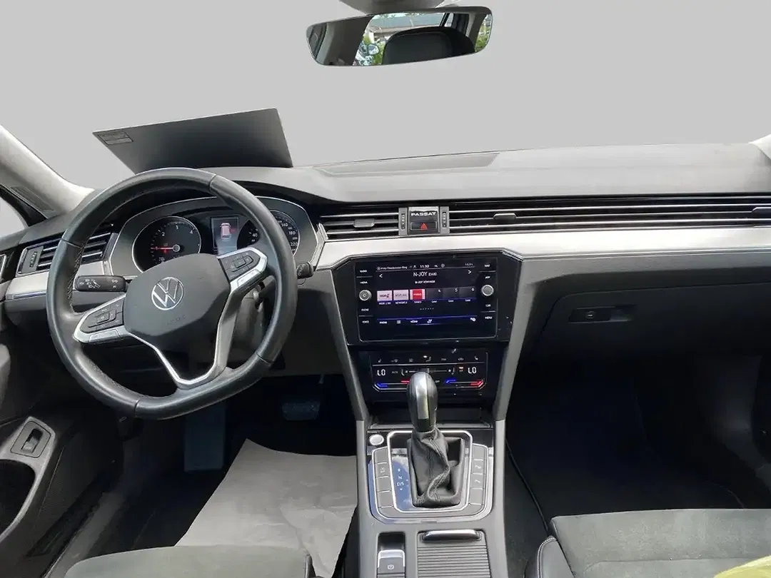 Volkswagen Passat Variant - Thumbnail 7