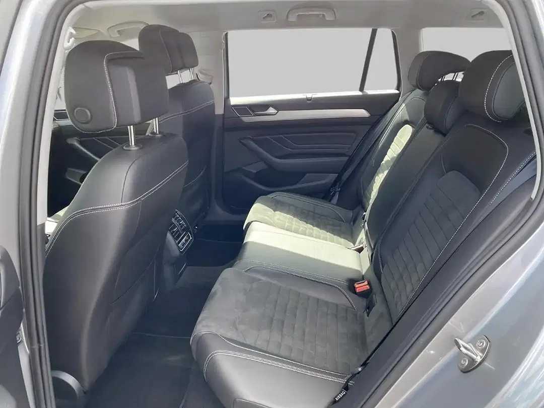 Volkswagen Passat Variant - Thumbnail 8