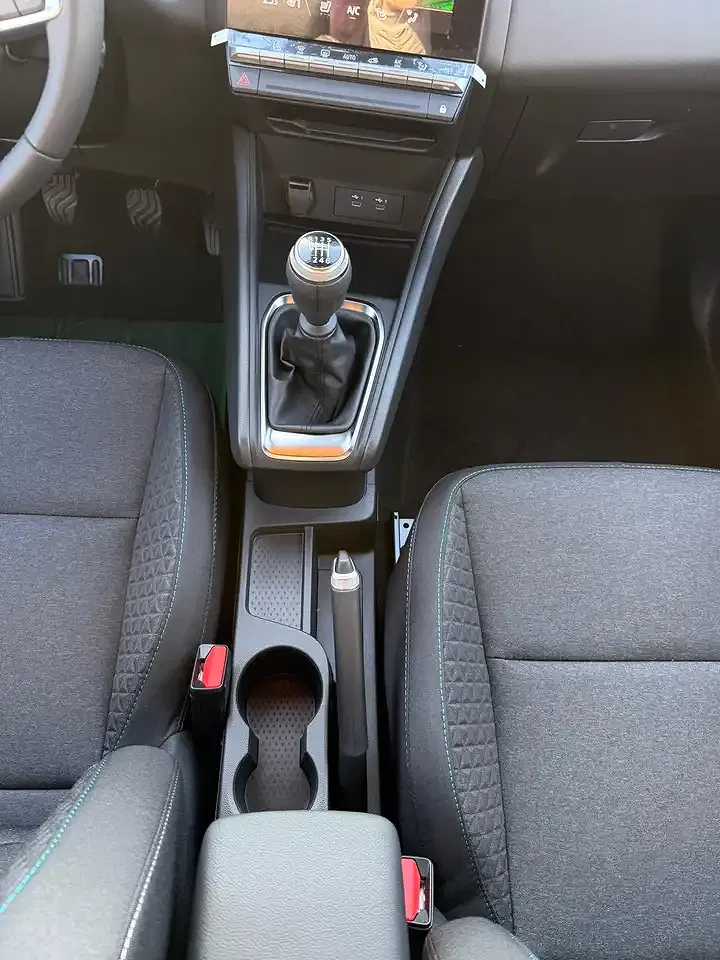 Mitsubishi ASX - Thumbnail 13