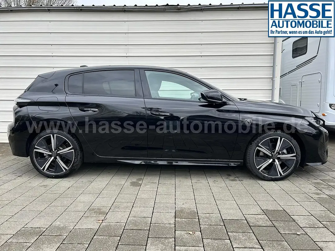 Peugeot 308 - Thumbnail 3