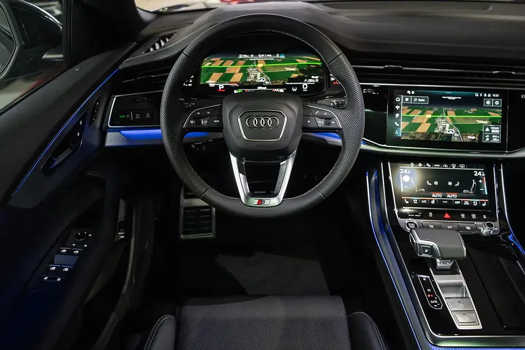 Audi Q8 - Thumbnail 11