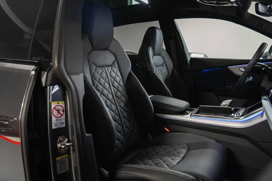 Audi Q8 - Thumbnail 5