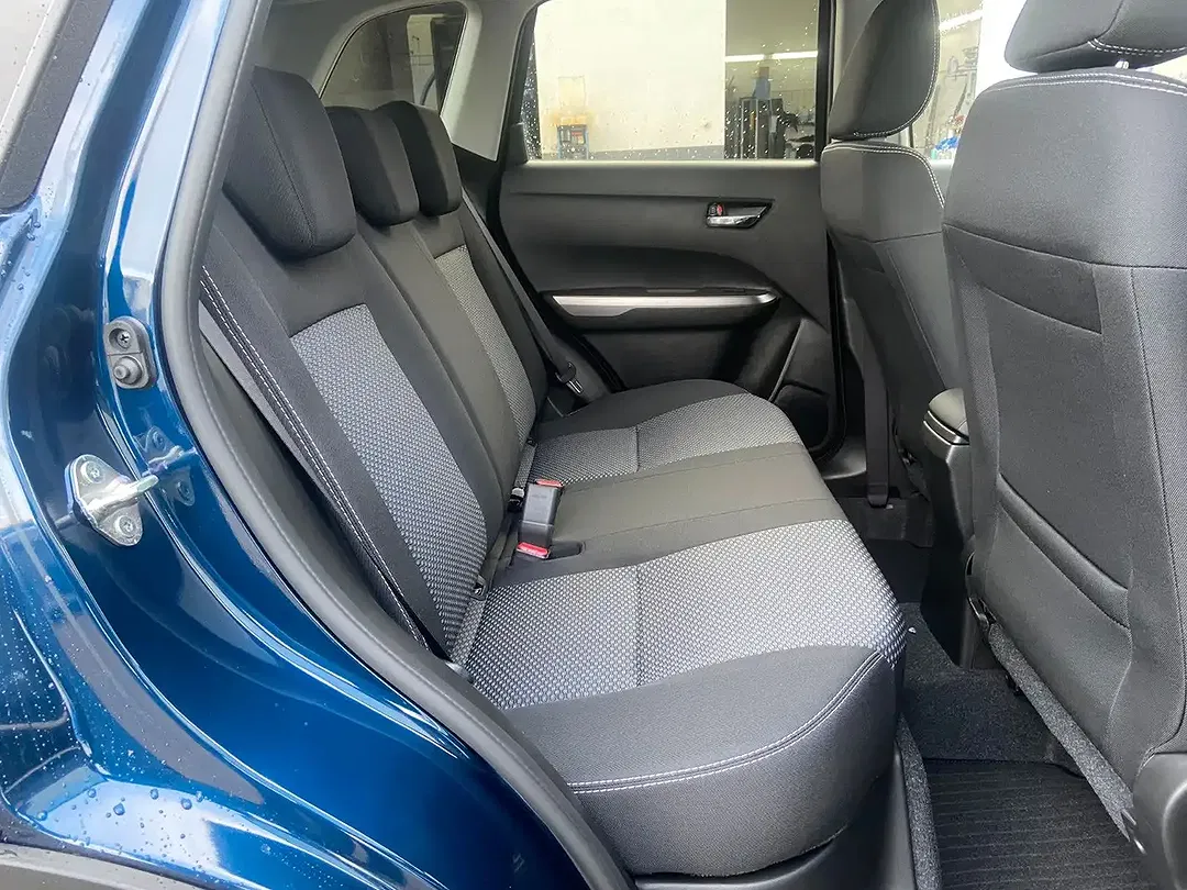 Suzuki Vitara - Thumbnail 10