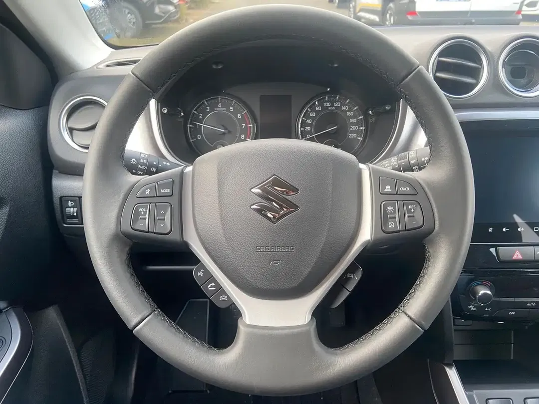 Suzuki Vitara - Thumbnail 15