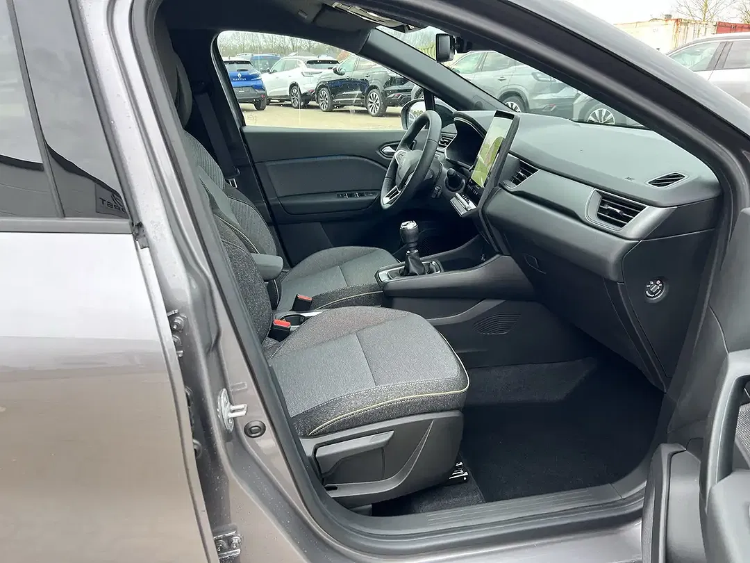 Renault Captur - Thumbnail 9