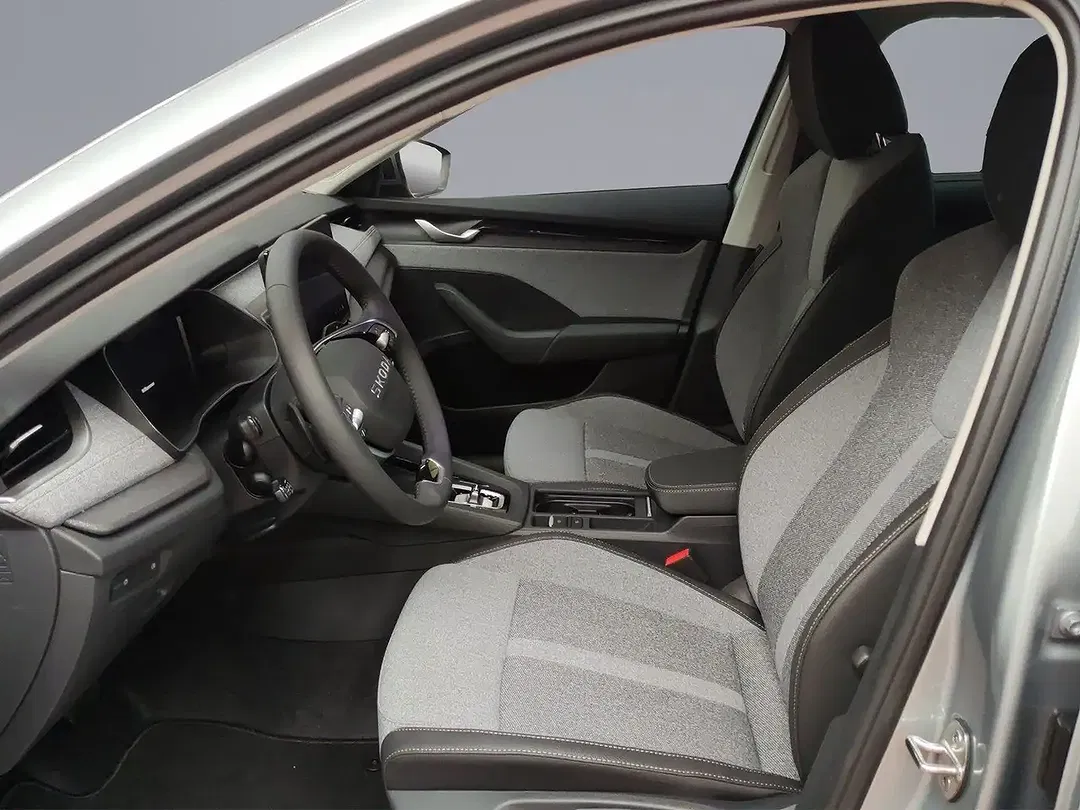 Skoda Octavia - Thumbnail 7