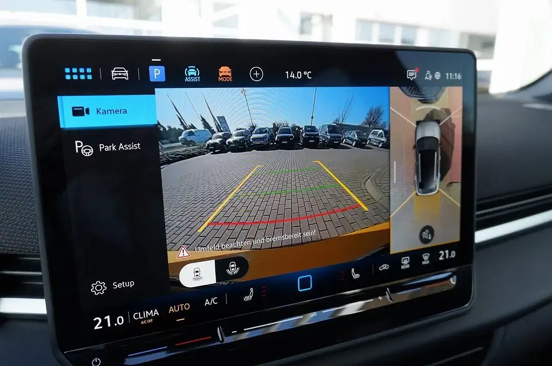 Volkswagen T-Roc - Thumbnail 15