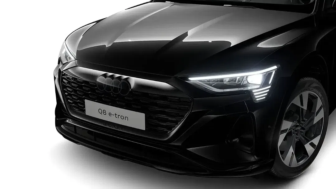 Audi Q8 e-tron - Thumbnail 3